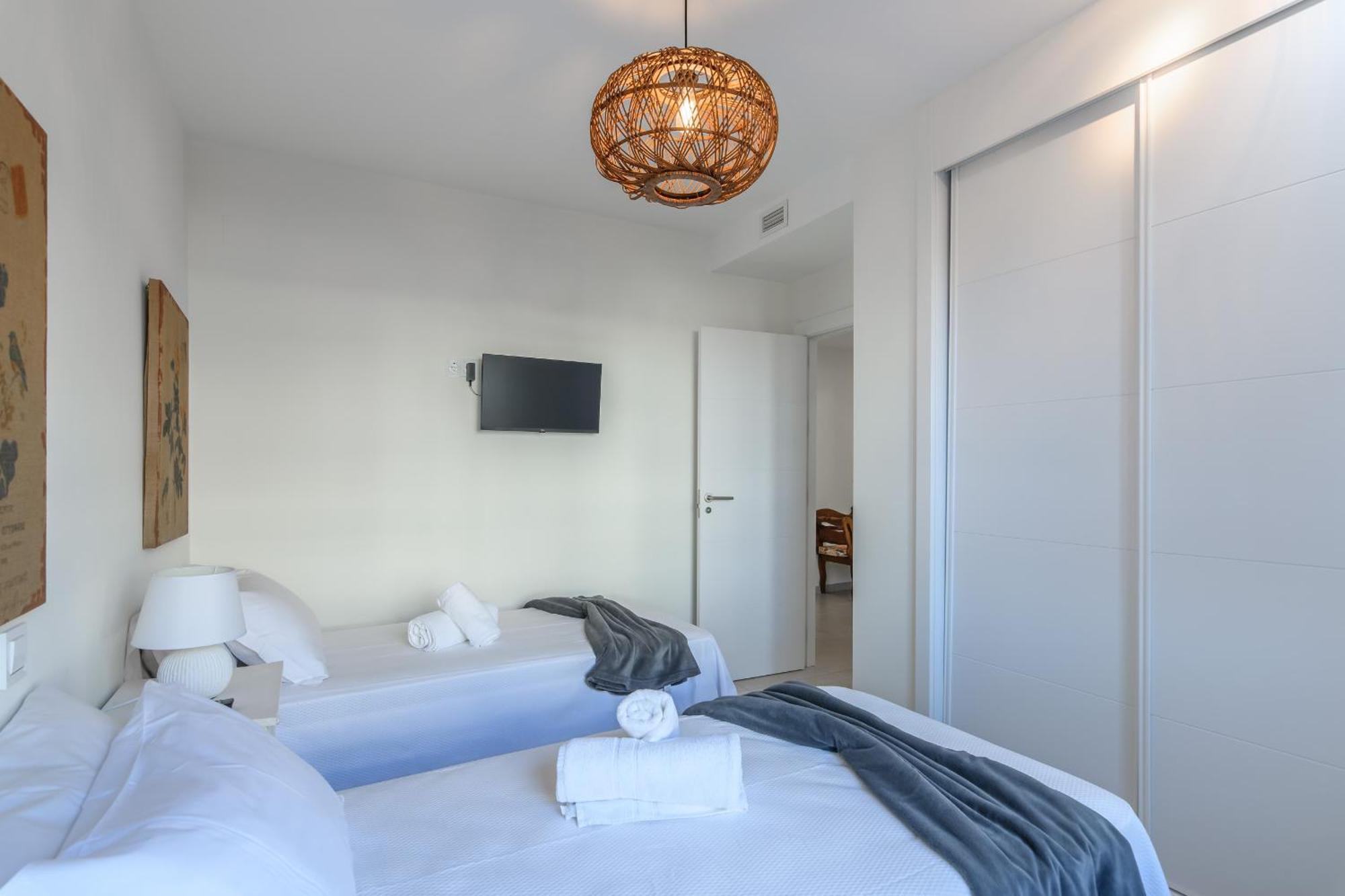 Apartamento Ocean Homes By H - Playa De Haraganes Hohh7004p105 Isla Canela